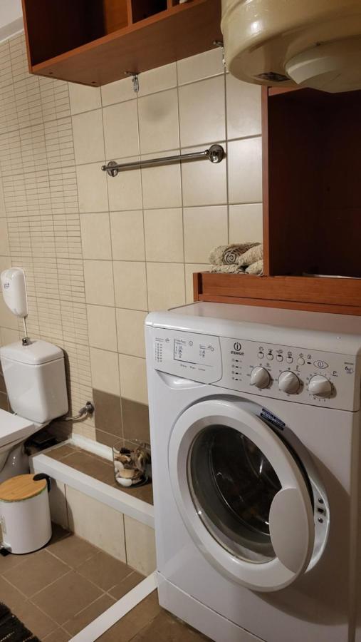 M&M Airport Stop Garden Apartment Spáta エクステリア 写真