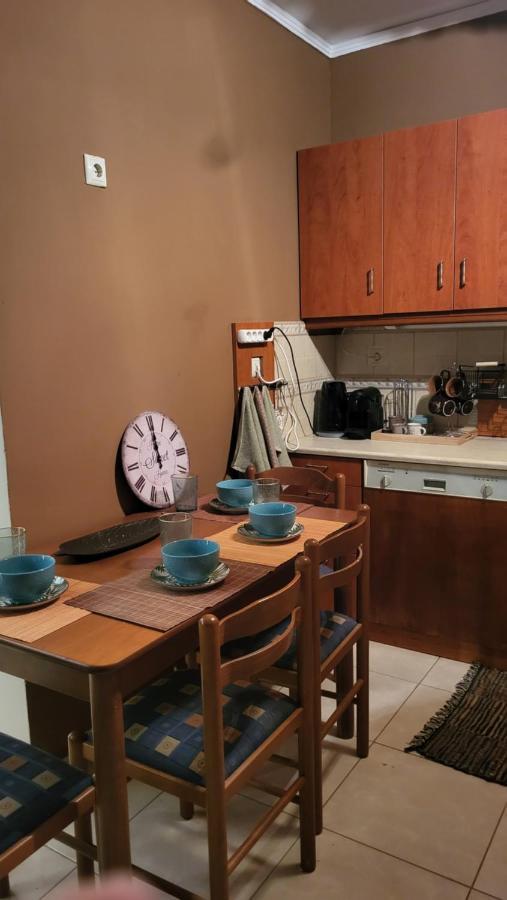 M&M Airport Stop Garden Apartment Spáta エクステリア 写真